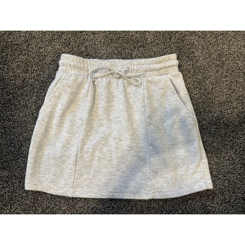Forever 21 Gray Mini Skirt